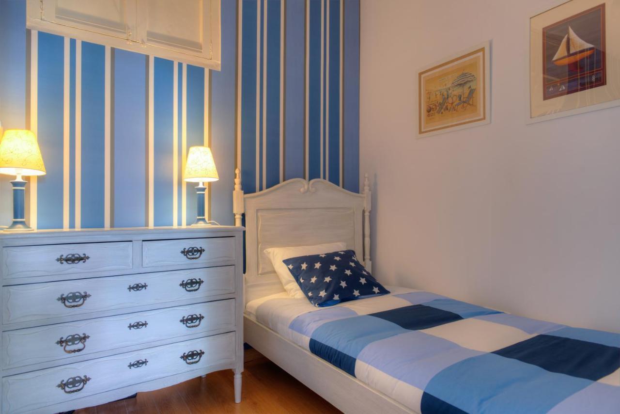 Sunny & Quiet In Historic Center Apartment