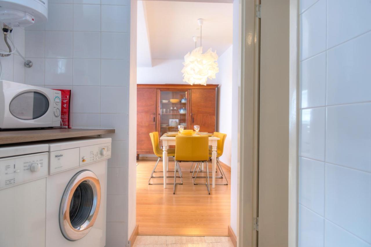 Sunny & Quiet In Historic Center Apartment